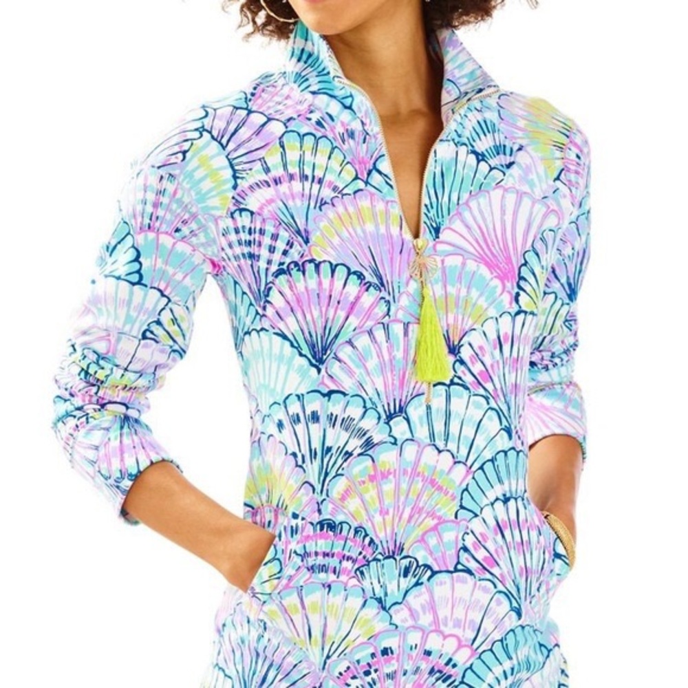 Small Lilly Pulitzer Skipper Popover in Oh Shello